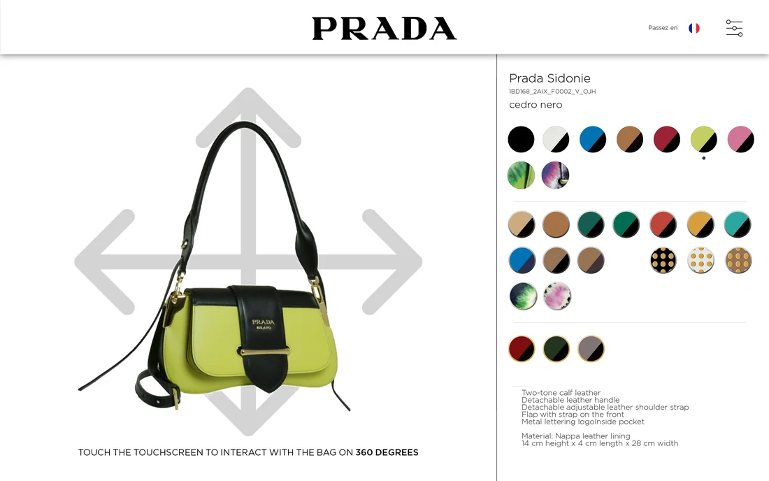Application tactile Prada permettant de configurer les coloris et matières du sac Sidonie en 3D à 360 degrés.