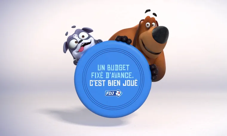 Rendu 3D publicitaire : deux personnages mascottes animés présentant un objet rond sur fond neutre dégradé.